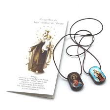 Maybe you would like to learn more about one of these? Escapulario De Madeira Nossa Senhora Do Carmo E Sagrado Coracao De Jesus