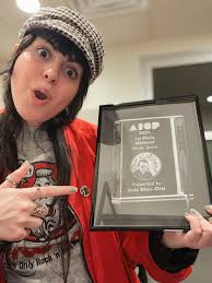 Our music + the new @statefarm commercial = the perfect bundle! 🤝 AND  we're excited to share that this ad made the Ad Age/iSpot Hot Spots list  last week! Agency: @wearetma.agency Senior