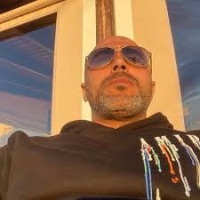 Mark Clifford (@markcliffordx)