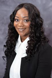 Courtney Conover's Instagram, Twitter & Facebook