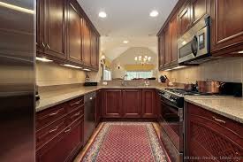 Small Yet Very Nice Different Traditional Medium Wood Cherry Kitchen Cabinets 85 Kitchen Neutral Kitchen Designs Kitchen Design Custom Kitchen Cabinets