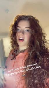 Hollie Naylor's Instagram, Twitter & Facebook