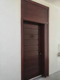 معلم دهان ابواب خشب جده للإيجار 00201025046417 افضل دهان ابواب خشب وابواب حديد