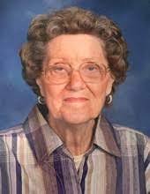 Lena Vickers's Instagram, Twitter & Facebook