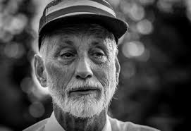 Fotógrafa finalista do Pulitzer retrata traumas sexuais de ex-militares