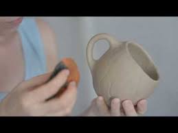 How Do I Create Handmade Ceramics Youtube How To Make Ceramic Handmade Ceramics Ceramic Pinch Pots