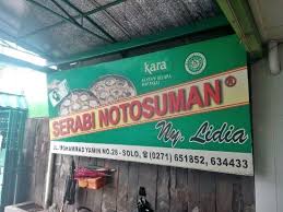 Harga satu dus nya 23 ribu untuk serabi biasa dan 25 ribu untuk serabi coklat. Img20160301161453 01 Large Jpg Picture Of Serabi Notosuman Ny Lidia Solo Tripadvisor