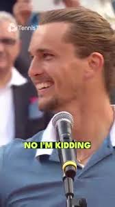 "Dobar dan, ja sam Janik... Šalim se..." I SPORT KLUB Tenis