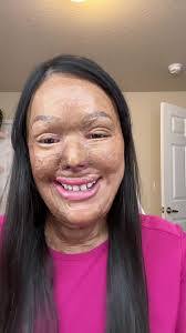 Lizette Marquez's Instagram, Twitter & Facebook