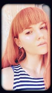 Robyn Dawson's Instagram, Twitter & Facebook