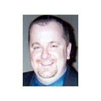 La compañera de trabajo de Gary Herold llamó a su familia poco después del  9/11. La hija de Gary dijo: "Ella dijo que mi papá la acompañó hasta la  escalera, le dio