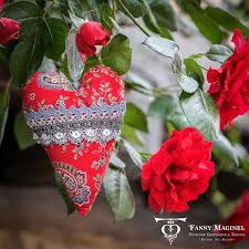 Edition Limitee Dans Ma Etsy Cœur Decoratif En Tissu Andrinople De Beauville Fait Main Eguisheim Alsace Https Etsy Me Objet Decoration Creations Etsy