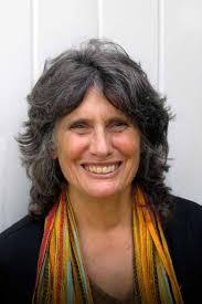 Monica Roa's Instagram, Twitter & Facebook