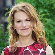 Sandra Bernhard