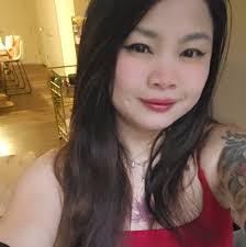 Colored blue eye contact lenses in Seguin, TX