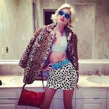 Lexi went as bob ross, which is so iconic. Alabama Worley Costume Idea 3 This Year For Halloween My Closet Is Pretty Much Stocked For It Halloween Costumes Outfits Costumes