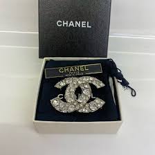 vintage chanel brooch