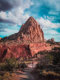 Just south of the town of fruita, this trail takes you through a winding canyon … important note: My Favorite Hiking Photo Hickman Bridge Trail Capitol Reef National Park Ut Usa Hiking