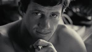 Ο ζαν πολ μπελμοντό, ο οποίος άφησε την τελευταία του πνοή σήμερα σε ηλικία 88 ετών, υπήρξε μεγάλος οπαδός της. Ena Oplo Ena Koritsi Kai O Zan Pol Mpelmonto Flix