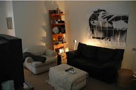 Quem tem uma casa pequena, normalmente gosta de coisas mais simples e não muito extravagantes. Salas Modernas Para Casas Pequenas