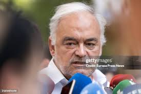 32 Diego Pons Stock Photos, High-Res Pictures, and Images