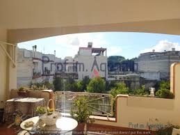 Haus elisabeth is located in the middle of the kitzbüheler alps in a calm but central position. Verkauf Unabhangige Wohnungen Oria Renommiertes Unabhangiges Haus Ortschaft Citta Di Oria