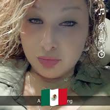 Amanda Campos updated her profile picture.