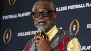 Inconceivable at this point': Another LA City Council member is mired in  scandal