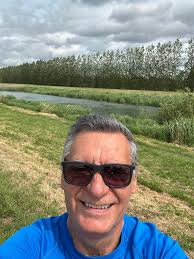 Let's welcome our new members! 🤩 Home of some of the best hikes around  Yorkshire, we welcome everyone onto the events, as long as you look after  your own safety 👣🌄🚶‍♂️🚶‍♀️🐾🏞⛰️🏔🌅🍂🍻🍺 Nicky