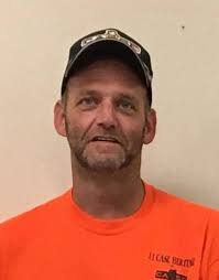 Ryan Knepp's Instagram, Twitter & Facebook