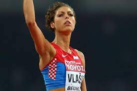 Jun 18, 2021 · american stuntman alex harvill died thursday while trying to break a world record for the longest motorcycle jump after a practice run went awry in front of an airshow crowd in washington state. Blanka Vlasic Profile