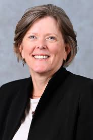 Amy Comstock's Instagram, Twitter & Facebook