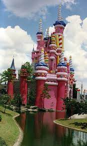 I have to say it does make the castle look very regal…so much better than the birthday cake look it had for the 25th anniversary. Walt Disney World 25th Anniversary Castle Collection Galleries World Map App Garden Came Disney World Map Disney World Magic Kingdom Disney Castle Tattoo