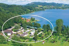 Zwischen bergen und seen, im landschaftlich schönen gegendtal, finden sie unseren campingplatz mit familiärer atmosphäre. Keutschacher See Valentinitsch Camping Pension Fewo