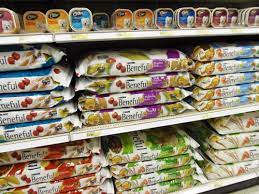 Perhaps it has allergies, a sensitive tummy or maybe it's just plain spoiled… either way, adding yet another homemade meal to your weekly grocery list can get expensive. Get All The Food And Treats Your Pet Needs For A Lot Less Than You Re Used To Paying Here S How To Save Big On Pet Food Food Animals Pets Food Coupon