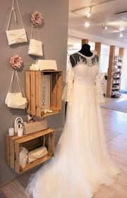 Das perfekte hochzeitskleid zu finden ist meistens nicht einfach. Gebrauchte Secondhand Brautkleider Und Abendkleider Laufstegmodelle Outlet La Belle Uffenheim Herzlich Willkommen