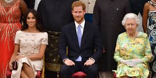 Le mari de la reine élisabeth ii est né prince philippe de grèce et de danemark, le 10 épouser une future reine. La Reine Elizabeth Ii Soutient Entierement Le Prince Harry Et Meghan Markle Marie Claire