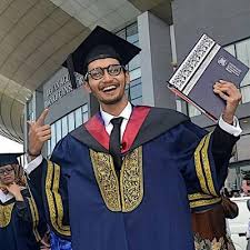 Malaysian university english test (muet) band 1. Sufian Suhaimi Genggam Ijazah Sarjana Uitm