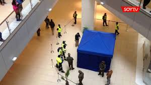 Un nuevo suicidio se registró este martes en el costanera center. Hombre Se Lanzo Desde El Quinto Piso Del Costanera Center Youtube