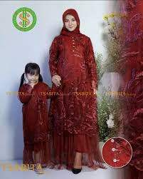 Juegos multijugador android 2018 / 5 mejores juego. Model Kebaya Couple Ibu Dan Anak Fashionita