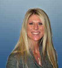 Lori Lamp's Instagram, Twitter & Facebook