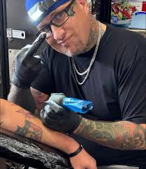 Nate Gil and Kourtny Sweg Bachmann will be available today for walk in  Wednesday starting at noon! 💫