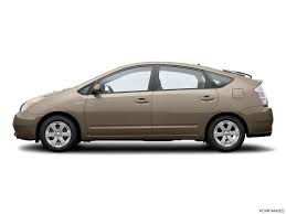 For 2006, the headlights and taillights have been redesigned, the interior has been improved with nicer materials and more features. 2006 Toyota Prius 4dr Hatchback Research Groovecar