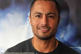 Derek Ramsey abala sa training, may kinalaman kaya ito sa car racer na si  Enzo Pastor lifestory?