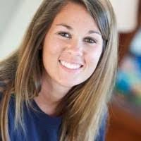 Elizabeth Bailes's Instagram, Twitter & Facebook