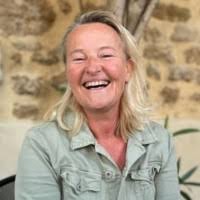 60+ profils pour “Greth”