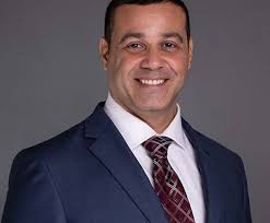 Antonio Santiago's Instagram, Twitter & Facebook