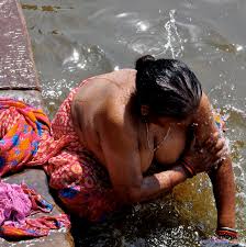 aunty bath river nude - Sexy photos