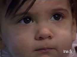 Vous avez besoin de progresser en français pour faciliter votre vie au quotidien et vos démarches administratives ? La Naissance Du 100e Bebe Eprouvette A L Hopital De Clamart Lumni Enseignement