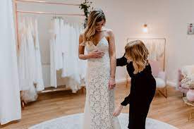 Second hand brautkleider & accessoires und alles rund um die hochzeit. Brautmode Im Pott Marchenhafte Laden Fur Hochzeitskleider